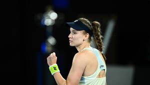 Im Finale von Melbourne gewann Rybakina in drei Sätzen gegen Sabalenka.