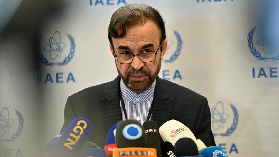 Der iranische Botschafter Resa Nadschafi