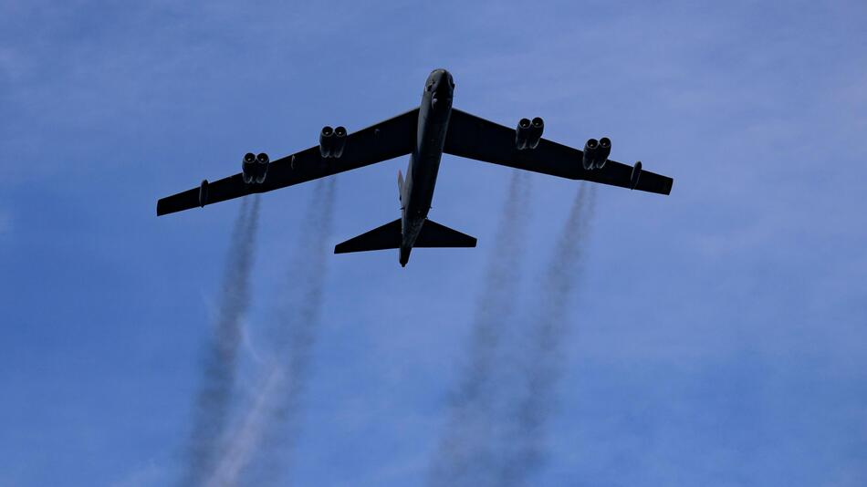 B-52 Jet