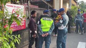 Dutzende Verletzte bei Explosion an Moschee in Jakarta