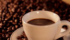 Eine Tasse Kaffee schützt das Herz