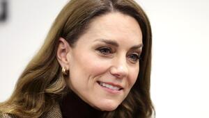 Prinzessin Kate hat eine Ausstellung in Winchester besucht.