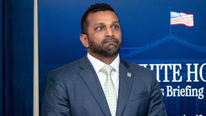 FBI-Direktor Kash Patel (Mitte) im November 2025.