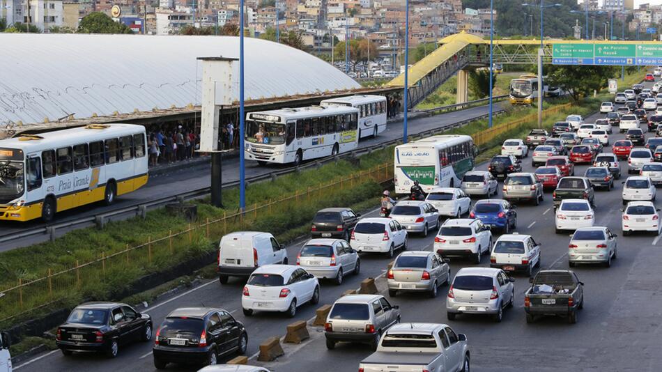 Strassenverkehr in Brasilien