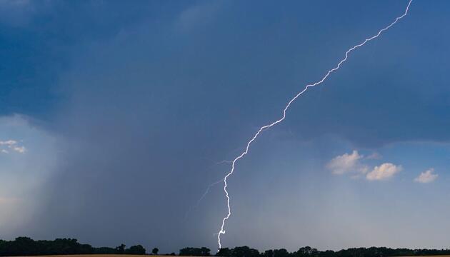 Hitze in Deutschland - Gewitter in Brandenburg