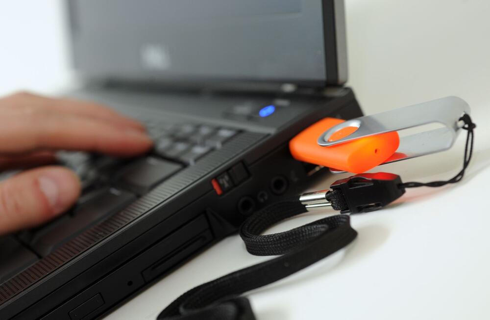 USB-Stick am PC