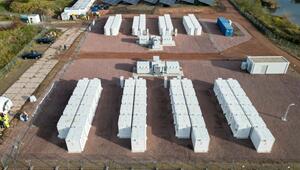 Solar-Batteriespeicher-Hybridkraftwerk