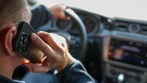 Smartphone-Nutzung am Steuer