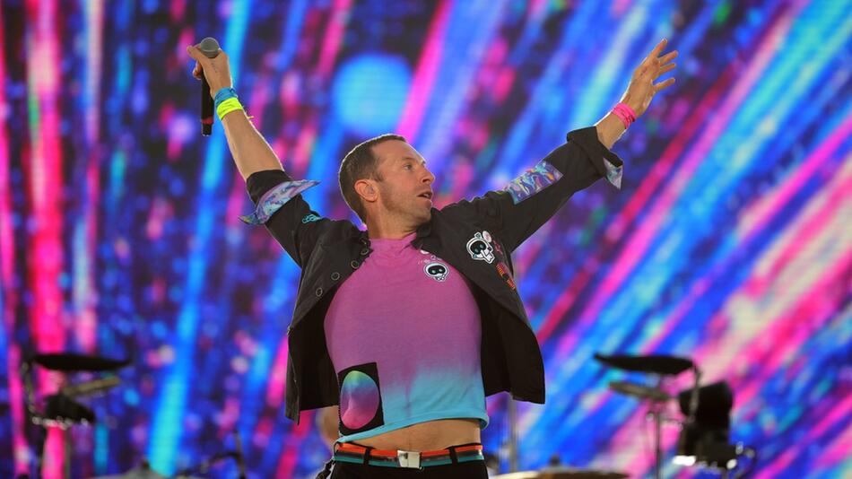 Coldplay-Frontmann Chris Martin bei einem Konzert in Schweden.