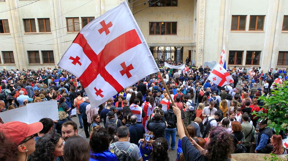 Proteste in Georgien - Gesetz zur Kontrolle der Zivilgesellschaft