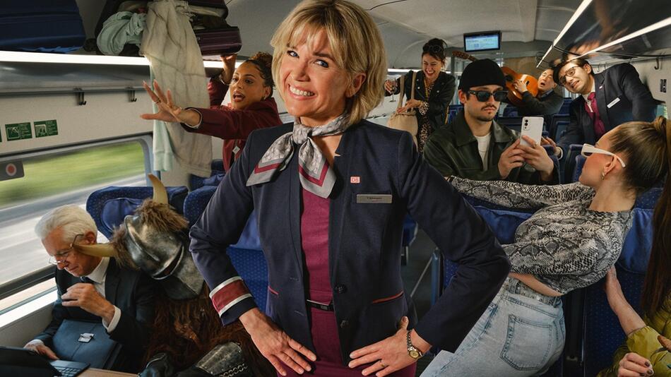 Anke Engelke spielt in "Boah, Bahn!" Zugchefin Tina.