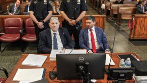 Ex-Produzent Harvey Weinstein (l.) muss sich zum dritten Mal vor Gericht verantworten.