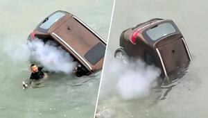 Auto stürzt mit Familie in Fluss: Dramatische Rettungsaktion in China