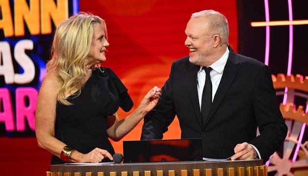 Barbara Schöneberger und Stefan Raab in ihrer neuen Samstagabendshow "Wer weiss wie wann was war?".