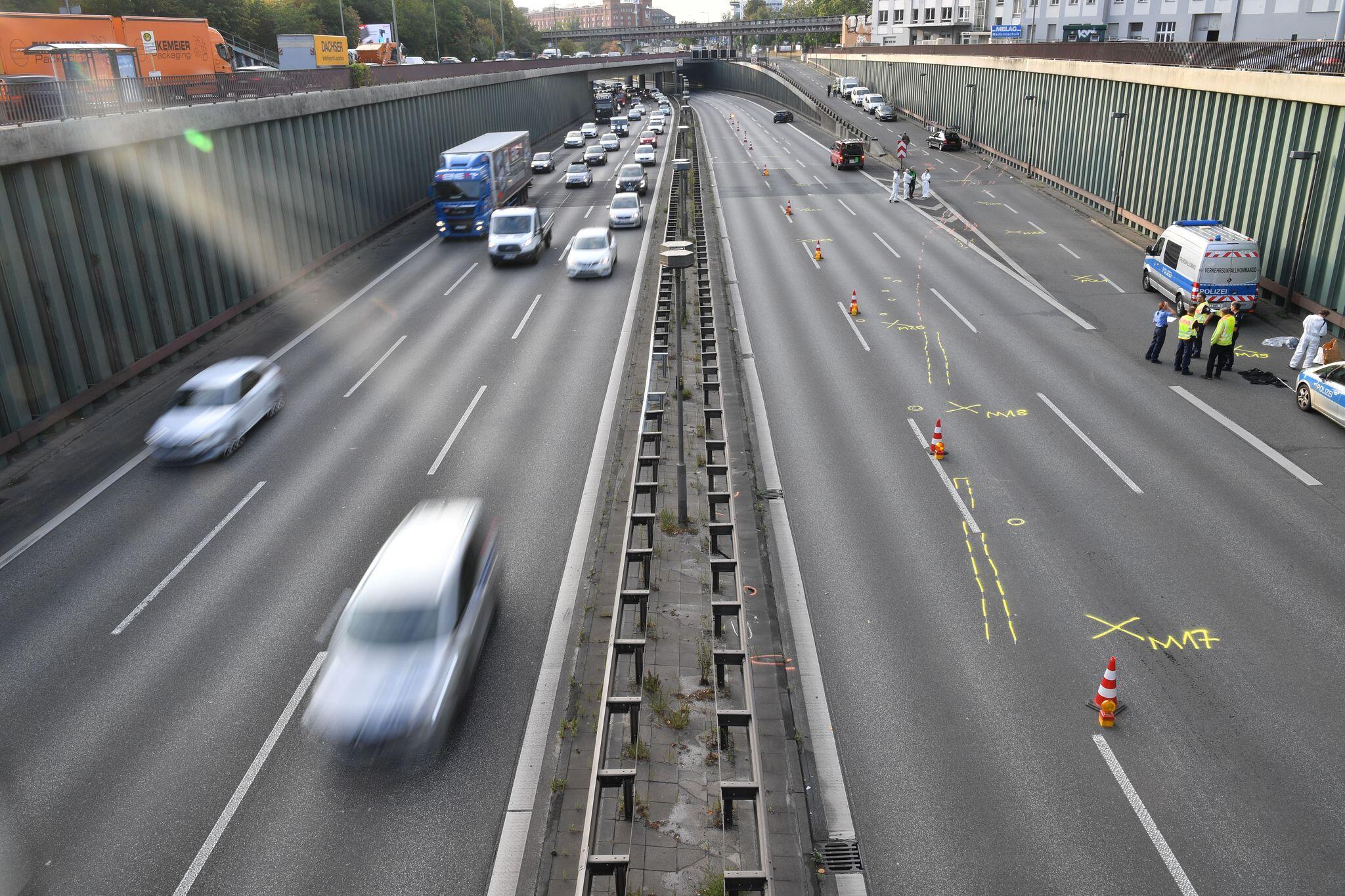 Autobahn bekanntschaft