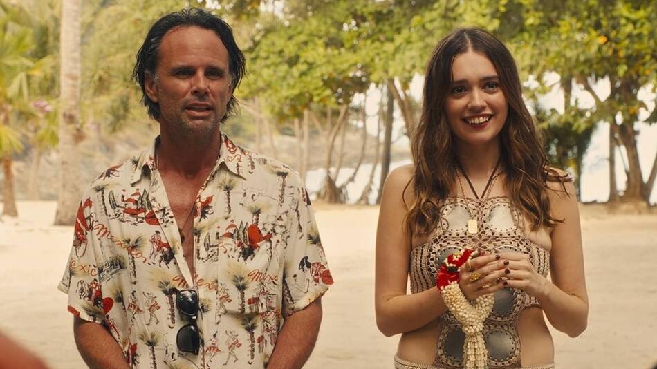 Walton Goggins und Aimee Lou Wood in Staffel drei von "The White Lotus".