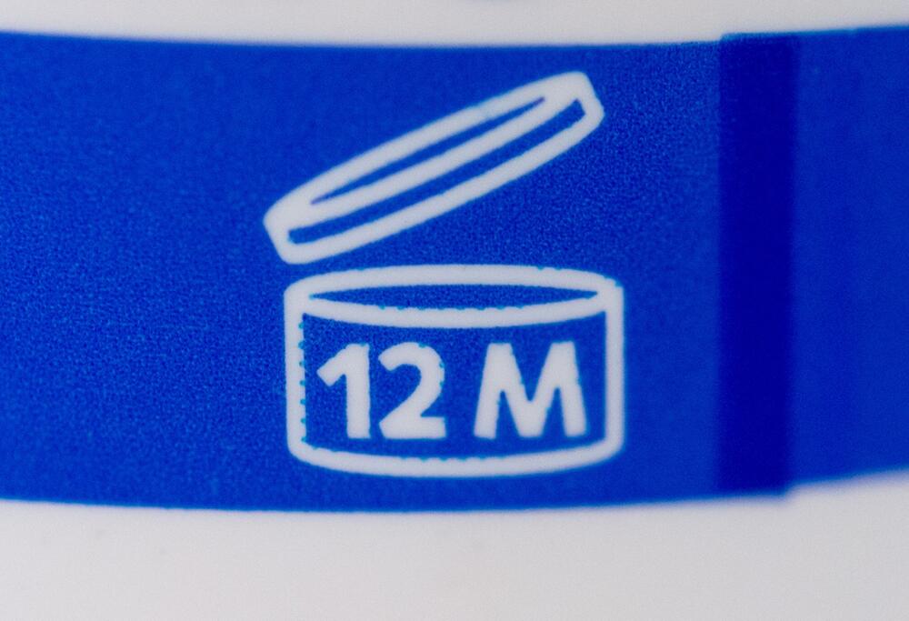 Mindesthaltbarkeitsdatum von Kosmetik auf einer Tube