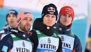 Pius Paschke, Andreas Wellinger und Karl Geiger (v.l.)