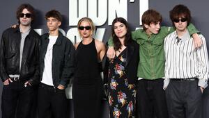 Lennon, Donovan, Anaïs, Molly, Sonny und Gene bei der Premiere in London.