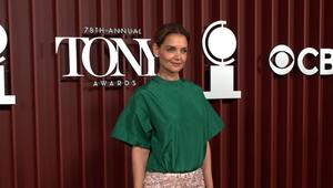 Katie Holmes zeigt ihre Beauty-Routine – Fans feiern ihre Natürlichkeit