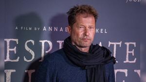Posierte trotz verlorener Jacke tapfer für die Fotografen: Til Schweiger.