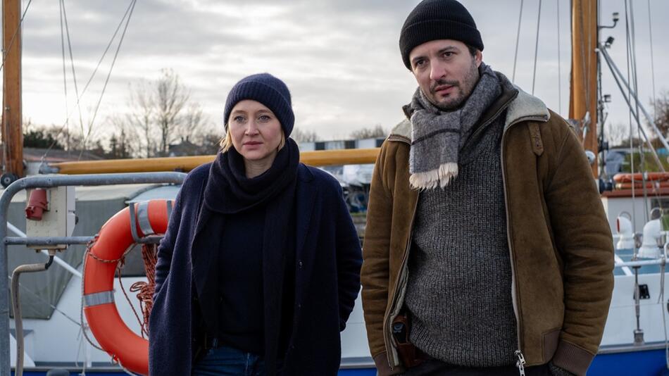 "Solo für Weiss: Gefährliche Gewässer": Nora Weiss (Anna Maria Mühe) und Ben Salawi (Camill ...
