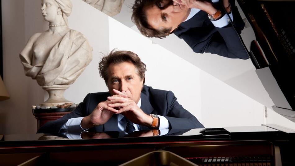 Grosse Werkschau von Bryan Ferry