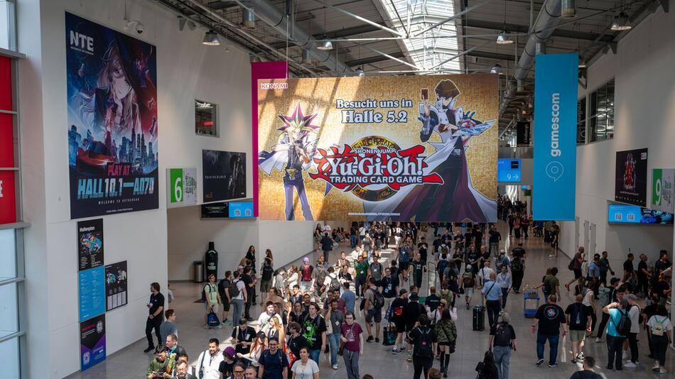 Besucher auf der Gamescom 2025