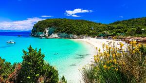 Voutoumi Beach