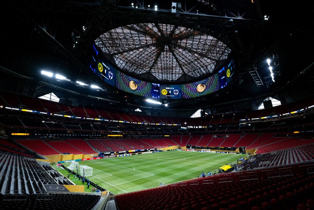 Borussia Dortmund - CF Monterrey