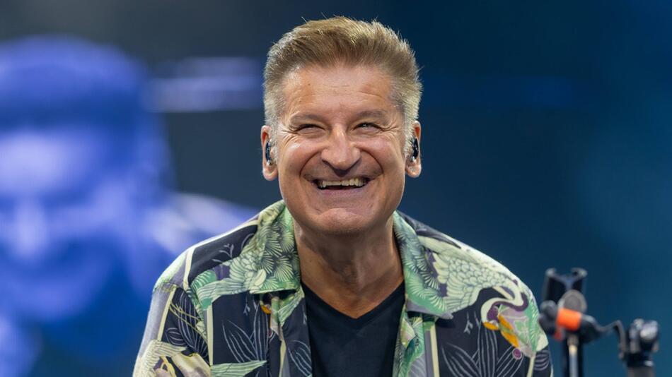 Nimmt das Publikum auch 2026 mit ins "Abenteuerland": Hartmut Engler von Pur.