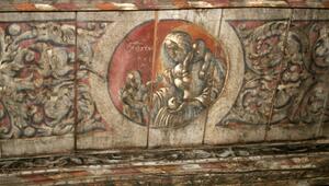 Fast 500 Jahre altes Deckengemälde in Supermarkt entdeckt