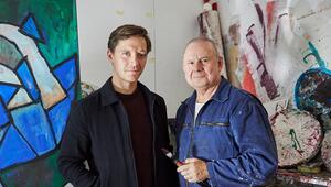 "Die Frau in Blau": Denis (Jonas Nay, l.) und Alfred (Joachim Król) entwickeln eine ganz ...