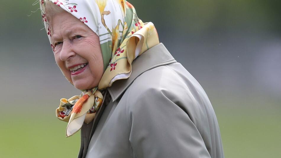 Die Queen macht Urlaub auf einer Farm