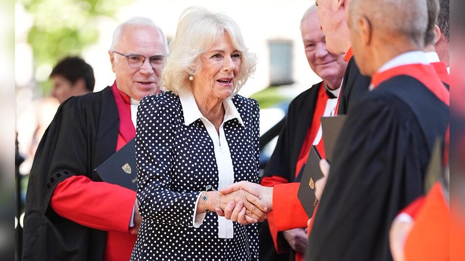 Königin Camilla hat am Mittwoch die Westminster Abbey besucht.