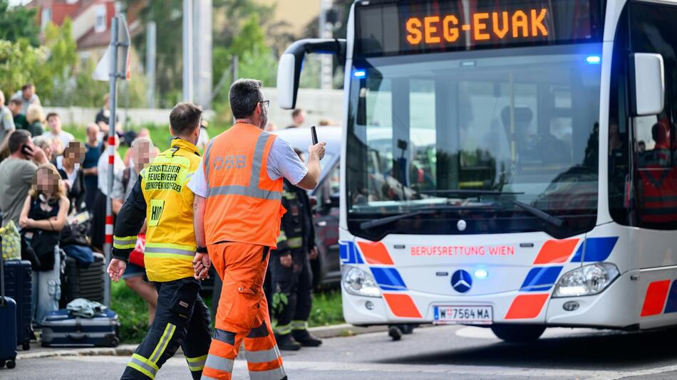 400 ICE-Passagiere aus Tunnel bei Wien gerettet