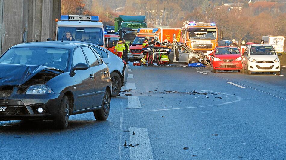 Massenkarambolage auf der A1 bei Remscheid