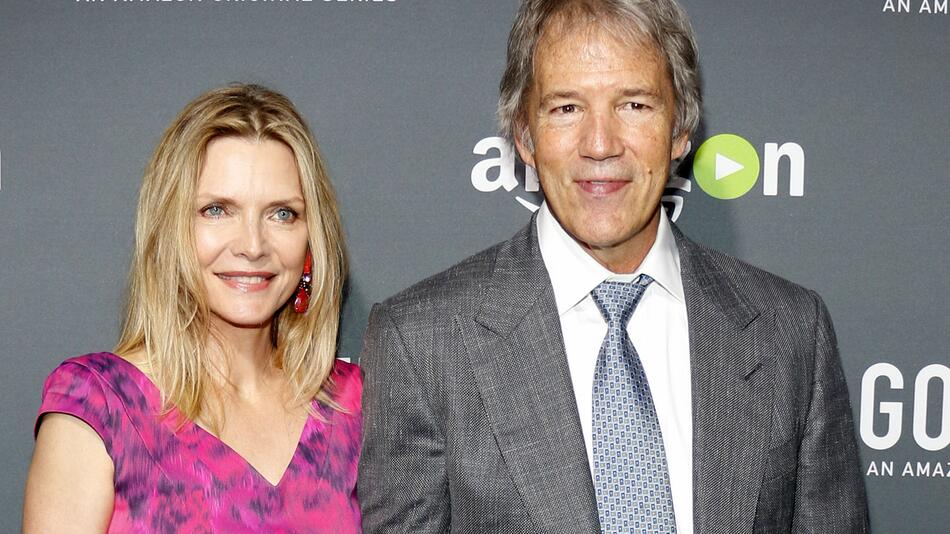 David E. Kelly und Michelle Pfeiffer.