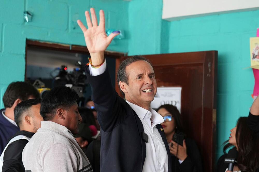 Bolivien: Stichwahl zwischen zwei Oppositionskandidaten