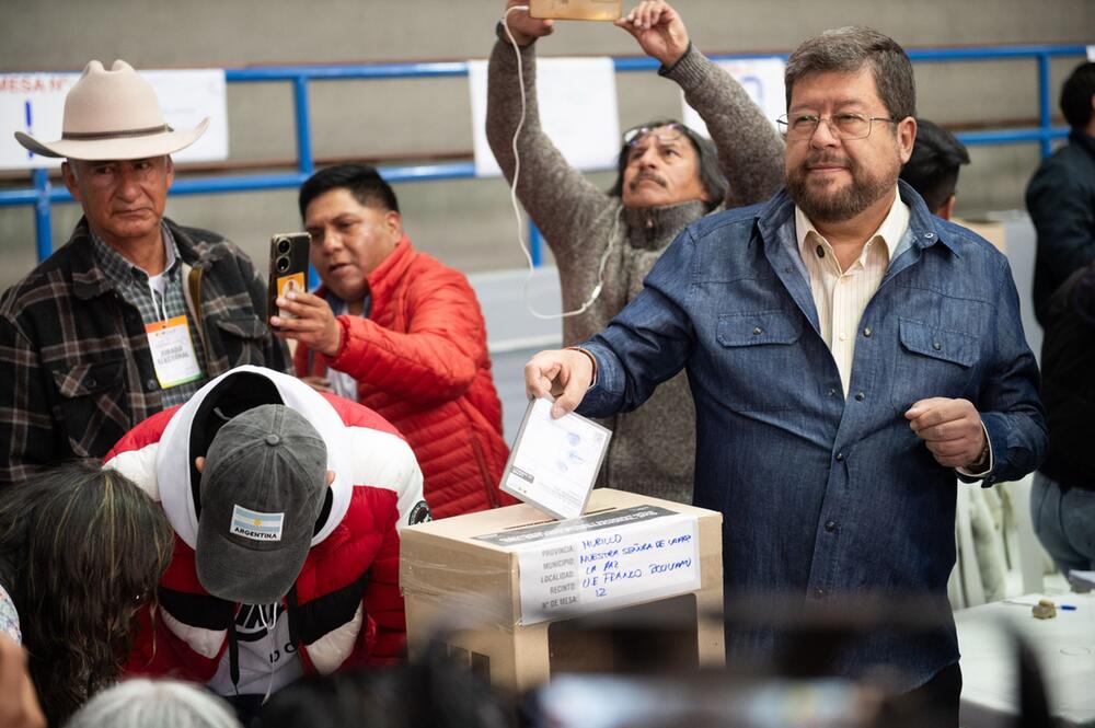 Bolivien: Stichwahl zwischen zwei Oppositionskandidaten