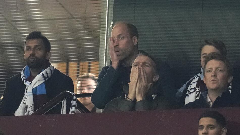 Prinz William im Fussballstadion