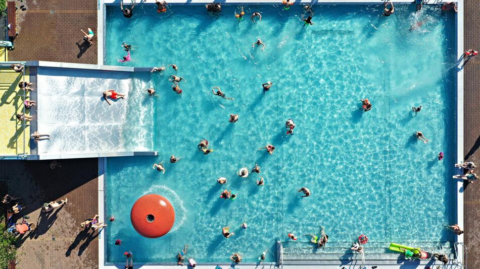 Freibad, Schimmbad, Sommer, Blaualgen, Vibrionen, Klima, Klimawandel