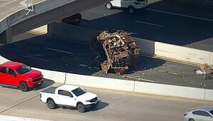 Schwerer Brocken: Lkw verliert 15-Tonnen-Industrieofen auf Stadtautobahn in Dallas