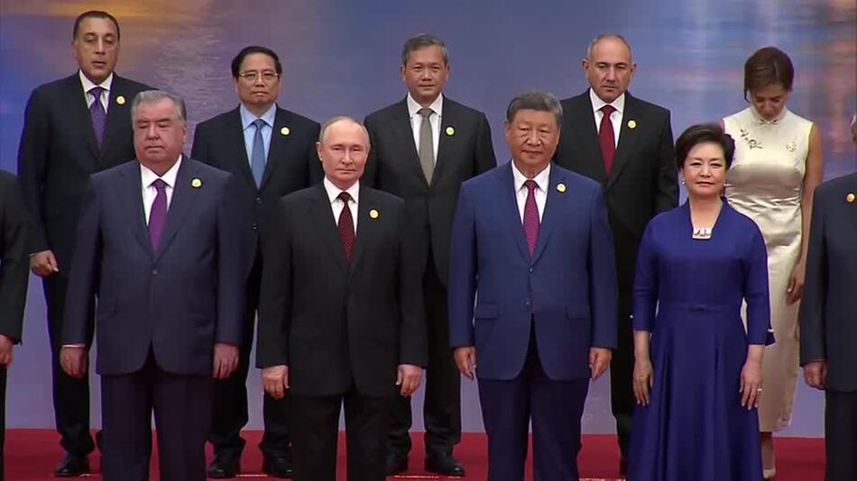Putin zu SOZ-Gipfel in China eingetroffen