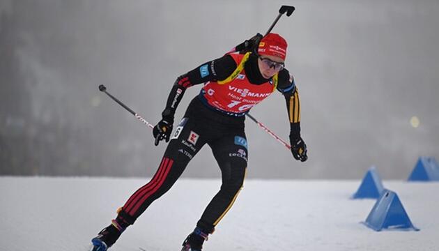 Vanessa Voigt beim Biathlon-Sprint in Oberhof.