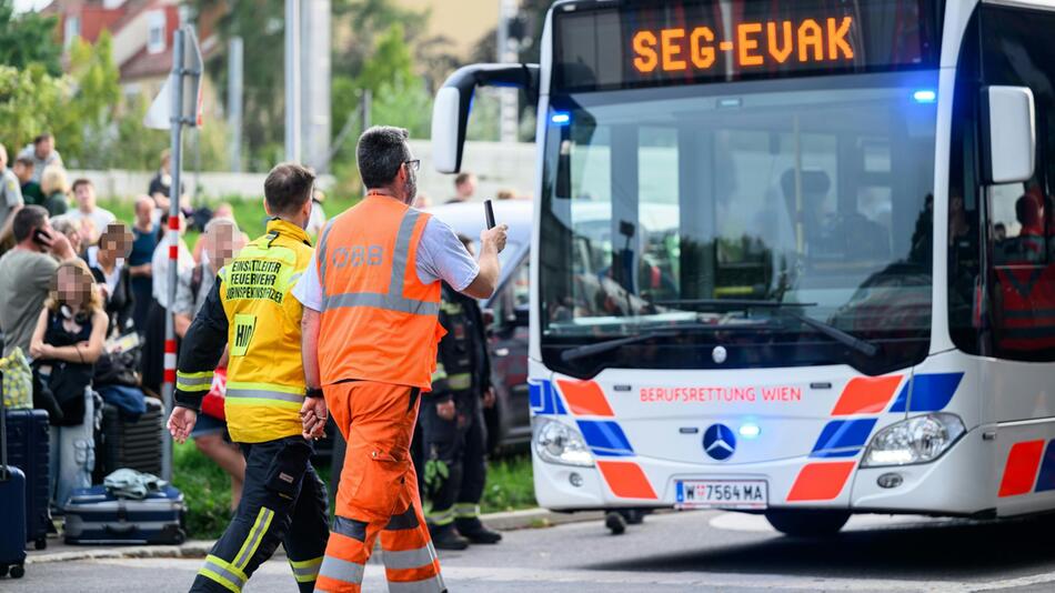 400 ICE-Passagiere aus Tunnel bei Wien gerettet