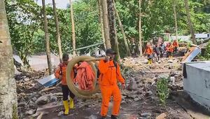 Erste Katastrophe des Jahres: Mehrere Tote durch Sturzfluten in Indonesien