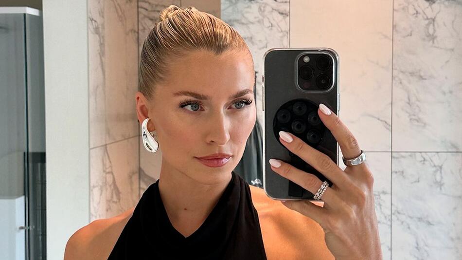 Lena Gercke teilt süsse Bilder: Lia geniesst die Aussicht von Mamas Schultern