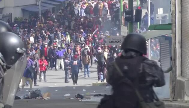 Zusammenstösse bei anhaltenden Protesten in Bolivien