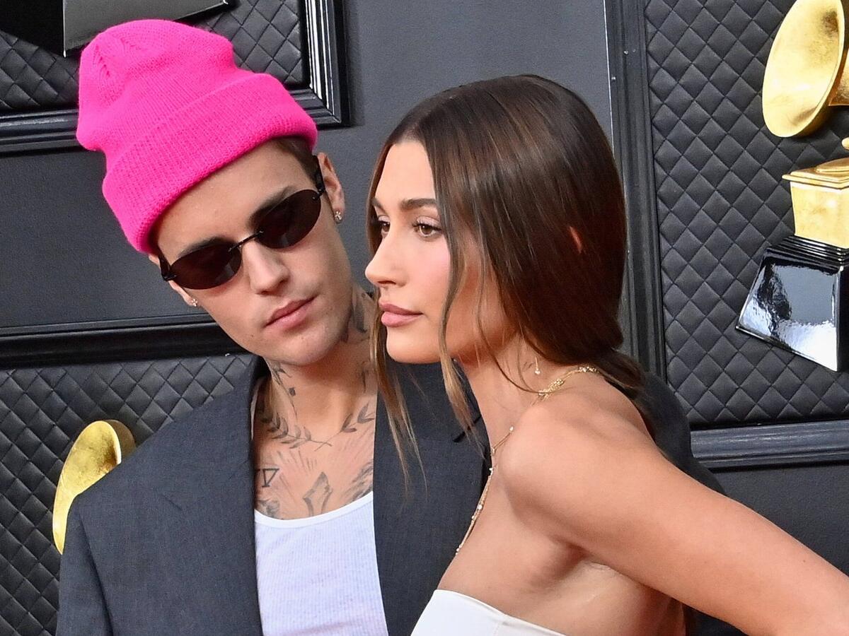 Seductive Indian actress pictures - full access